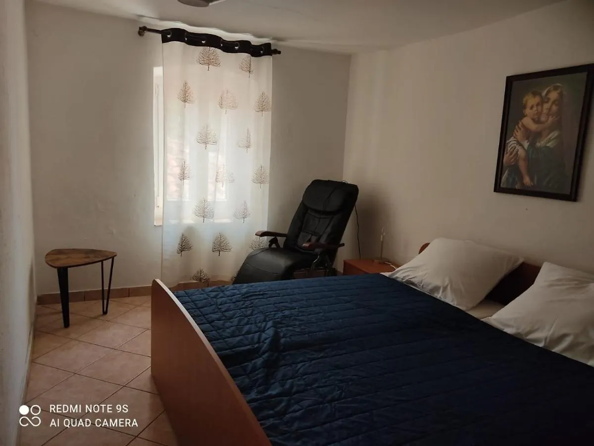 Apartments Nino Stivan